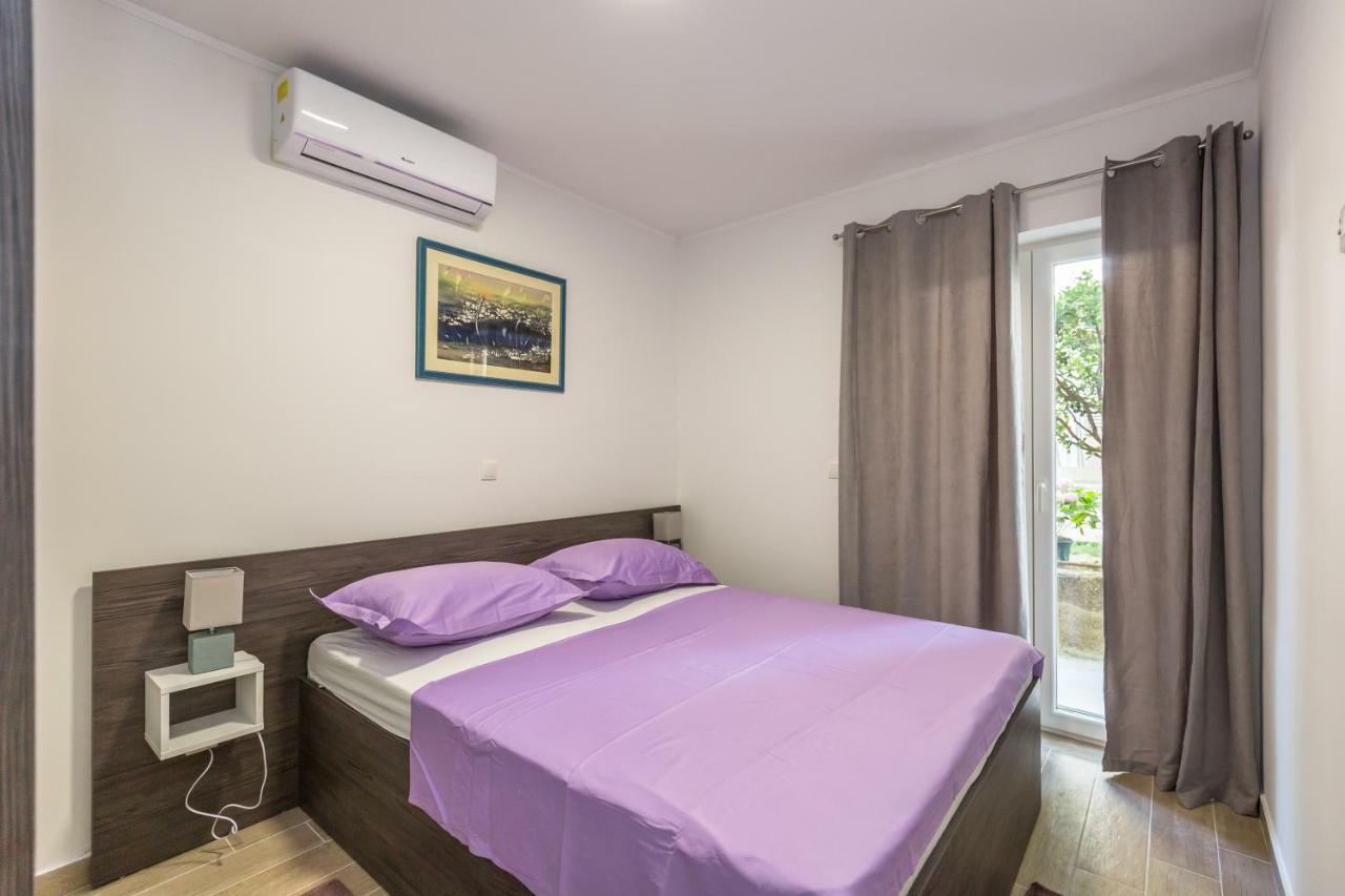 Ferienwohnung Acoustic Makarska Exterior foto